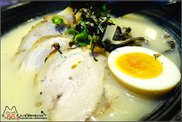 【新竹】小樽日本拉麵丼飯，料多誠意價格親民，口味不重鹹不油膩，親子共食也不錯，近新竹棒球場民富立體停車場