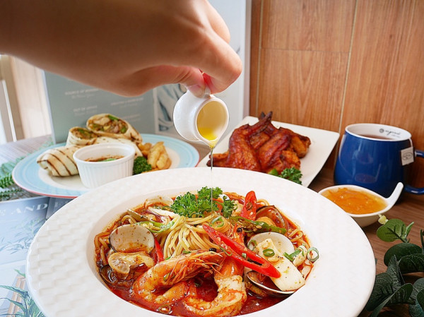 新竹義式餐廳推薦，近清華大學，餐點種類豐富還有特色口味超熱銷，麻辣鍋口味的義大利麵你有吃過嗎?-芙歐義式餐廳