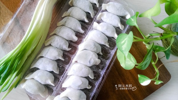 台南美食│阿元手工水餃_市場20多年手工水餃_不沾醬也很自然鮮美