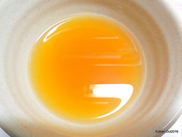 (立瑞畜產/滴雞精/養生調理飲品)「立瑞畜產放漫穀雞滴雞精」--- 嚴選天然台灣土雞肉，古法蒸工黃金18小時菁華萃取，滴滴用心全滋養。