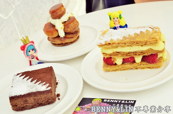 [台中西區美食]勤美商圈附近下午茶推薦，人氣法式甜點，約會的好去處 -- La Famille 法米法式甜點.咖啡 向上店(台中美食、台中下午茶甜點、法式甜點、草悟道美食)