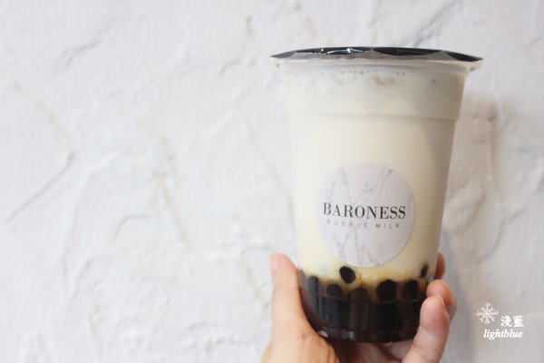 [ 小巨蛋美食 ] 淺藍 × BARONESS小黑糖～招牌黑糖牛奶珍珠，剛剛好的半糖主義