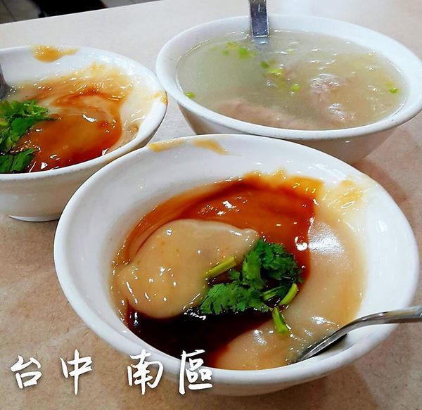 【台中】在地經營85年歷史的老店台中肉圓平日假日都會有滿滿的人潮等著吃肉圓