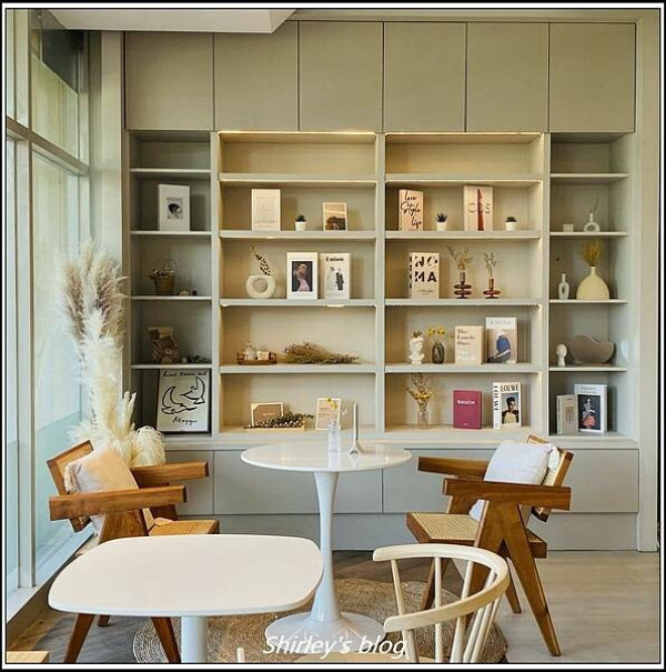 捷運中山站 ‧ 秀咖啡 SHOW CAFE 欣欣秀泰旗艦店)