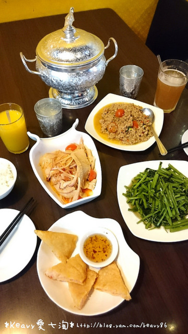 ★台中大甲★【泰饗吃泰式廚房】豐盛料理、團聚好去處。