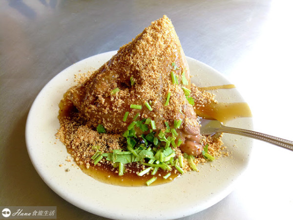 【台南中西】圓環頂肉粽菜粽專家 | 傳統老店CNN報導推薦 月桃葉菜粽軟Q好吃

