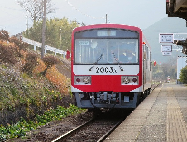 火車快飛~~    ...南阿蘇鉄道風情.. 田野連川谷‧冷風伴晨曦              