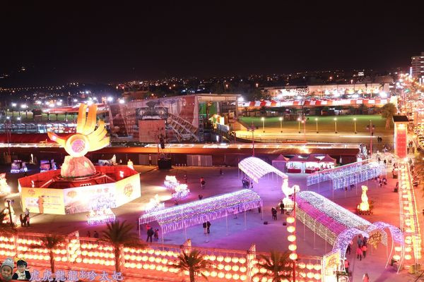 『2017太平洋燈會』花蓮太平洋燈會~鳳凰展翅光效主燈秀||人文水世界聲光秀||水陸雙燈區璀燦登場 ||東大門夜市六期重劃區燈會x鯉魚潭燈會!