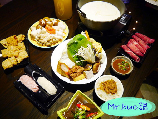 ☞【嘉義 東區】Mr.kuo鍋～平價鍋物專賣店，一鍋只要$198，附滷肉飯、蔬菜、肉、湯、飲料！！