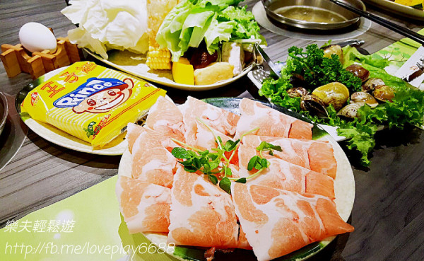 【台北美食】鍋董日式涮涮鍋(劍潭店)-料多味美-副食豐富-冬天就是愛吃火鍋/霜淇淋-春酒聚餐@士林/劍潭捷運站
