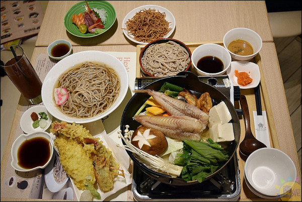 台中健康美食日本直送蕎麥麵專賣店。信州王滝OSOBAYA蕎麥麵中友店。日式原汁原味清爽好吃@sunny吃喝遊樂