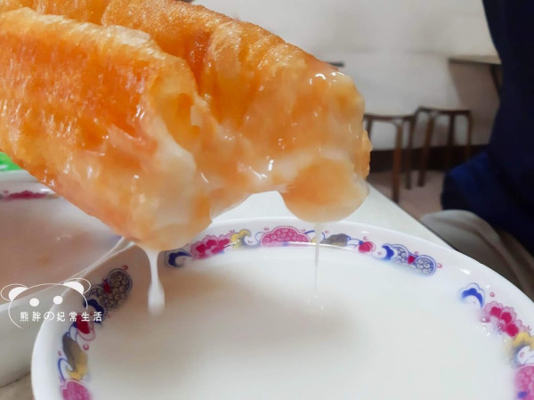 【台中豐原】林家早點杏仁茶+油條~百年傳承好滋味，是一家豐原在地人推薦的平價早點