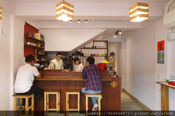 私藏小巷自家焙煎咖啡工作室│低調藏身隱密巷弄高質感小店【台中豐原】
