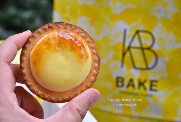 台中新光三越BAKE CHEESE TART 起司塔 每秒即賣出一個的秒殺夯品 Nini and Blue 玩樂食記