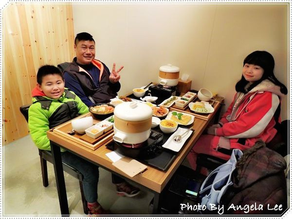 【桃園美食】嚐鮮趣。素食也有南洋風in《熱浪島南洋蔬食茶堂》(中壢店)