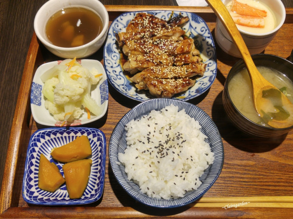 [南崁菜鳥覓食記]桃園 穀食堂~巷弄裡的家庭風味。高CP值日式定食料理