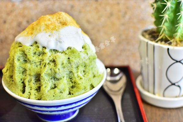 [高雄美食]老屋新生IG熱門打卡景點，苓雅一路上的冰品專賣 -- 有点氷-かき氷(高雄美食推薦、高雄冰品、高雄冰店、消暑聖品)