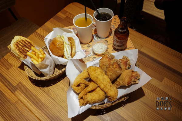 ♚食記♚台北松山【IA captain 國際機長】古巴起司蒜香三明治●英國鄉村炸魚排●台灣機長秘炸雞●日本明太子雞腿堡●速食店●南京三名捷運站