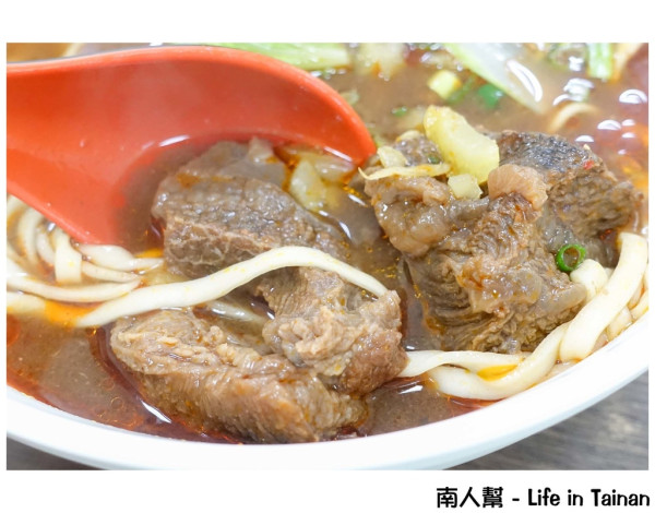 【台南善化區-美食】牛肉麵｜啤酒火鍋｜善化啤酒廠美食 ~ 台灣牛肉美食創作坊