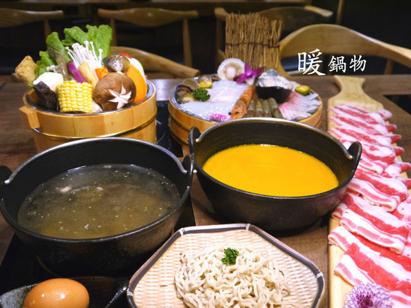 【基隆市/基隆車站】暖鍋物-基隆美食，宵夜必吃，在地超人氣石頭火鍋達人，食材新鮮，湯頭鮮甜好喝