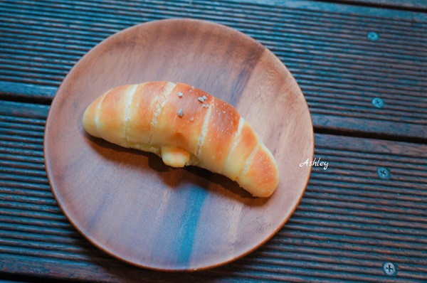 一禾堂麵包本鋪|台北信義新天地新光三越A11．超夯必排秒殺海鹽奶油捲．日式手作麵包店