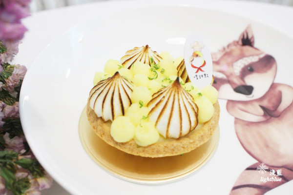 [ 科技大樓站美食 ] 淺藍 × 嗜甜點～巷弄裡的清新甜點店，還有可愛店兔