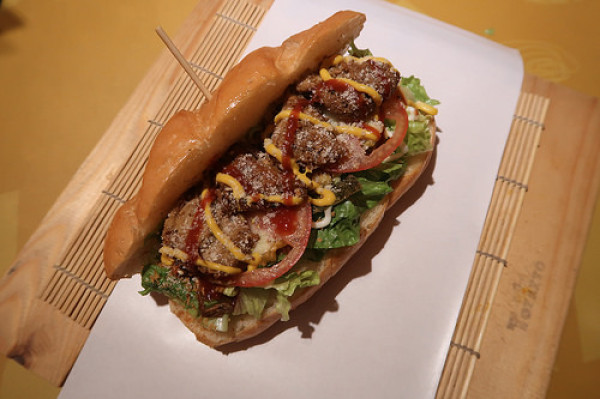 【新莊美食】透早日頭Tozazto|蔬食早午餐，少見好吃的素食早餐，餐點種類選擇多!大推豆奶系列飲料/新莊早午餐/新莊素食@鮪魚的奶奶