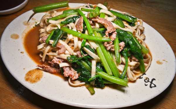 三重正義北路牛肉攤 老饕推薦的四十多年老店, 牛肉湯很棒!!