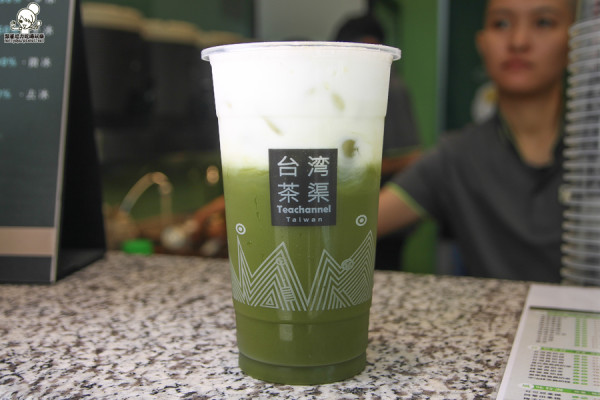 萬巒豬腳必搭台南來的好喝茶飲-台灣茶渠，解渴透心涼的快感 x 新鮮手搖