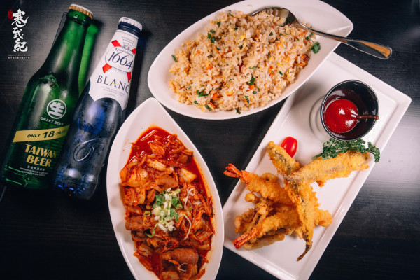 【中肯‧食記】不倒翁Daruma 餐酒館‧市民大道｜和風美式の硬派餐酒館‧市民大道高CP值買醉好所在！