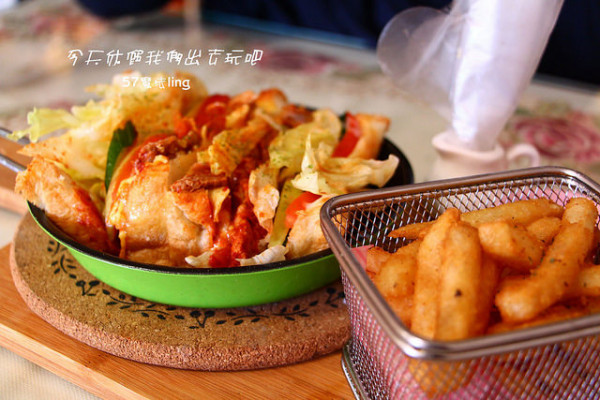 守成居。粉紅系浪漫爆表.裏頭的沙發床.彩虹小馬都任你拍