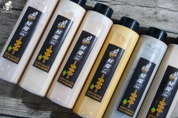 首創現磨現打的好喝豆漿，濃郁好喝順口養生滋味 X 鮮魔豆健康好喝