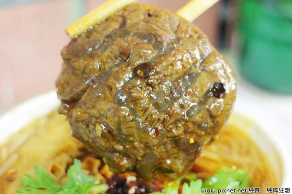 【新竹。台大醫院附近】勇肥寶大腸麵線 牛肉比牛肉麵店還好吃的川味牛三寶麵線/無限創意大腸麵線/新竹台大醫院旁