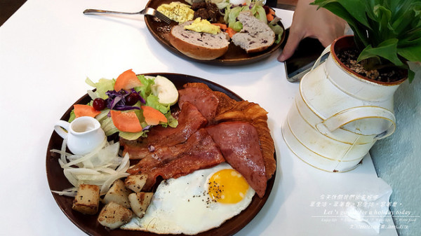 [台中♥龍井 ]Cozy Life 舒適生活。來東海藝術街吃早餐吧。平價中的美味早午餐