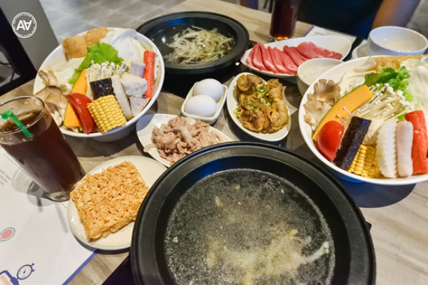 石研室：台中西屯區美食-中科商圈也有文青風石頭火鍋！湯頭清爽適合家庭聚餐