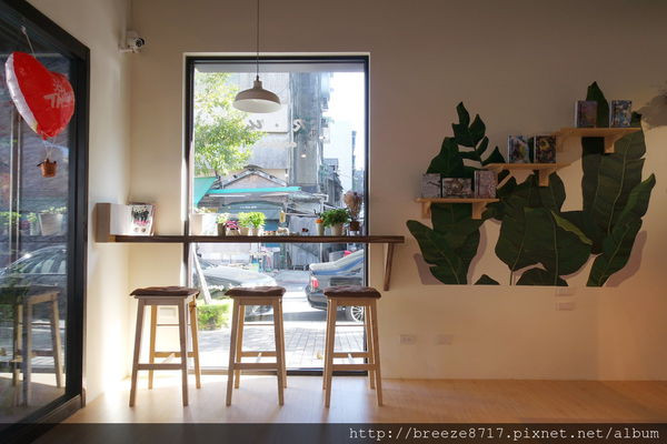 R‧U Coffee。美麗壁畫咖啡館【台北】
