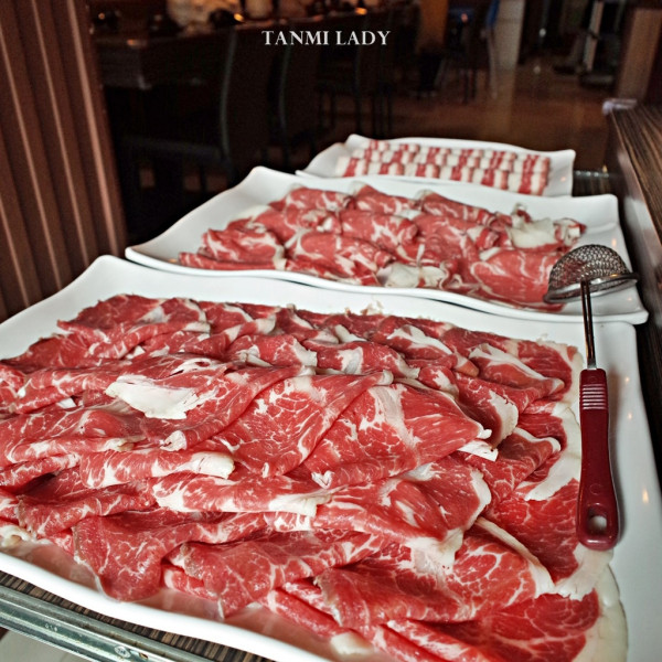 【好食分享】頭份尚順平價美味，超狂牛肉大口吃，開鍋精緻涮涮鍋吃到不要不要的