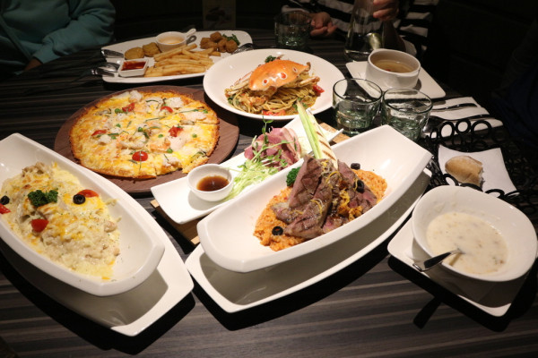 台南安平-洋城義大利麵豪邁義式套餐 年底聚餐的好選擇