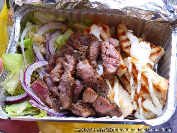 [小攤食記] 台北松山－Sallys black bottle (牛肝三明治、伊比利豬餐盒)