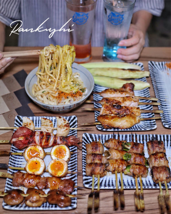 【台中x食記】燃手串。一中街商圈人氣平價串燒。台中宵夜銅板價。免費雞湯喝到飽。