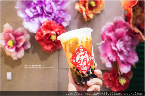 ✿高雄✿ 鼓山渡船頭旁 每日限量手炒特濃黑糖+鮮乳界的LV高大鮮乳 超濃厚奶香太喜歡啦 ➜ 回春堂惡魔珍奶