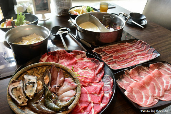 肉多多火鍋．大直店~台灣火鍋第一品牌搭配母親節優惠爽度爆表.沒吃過肉多多別說你吃過最好吃的火鍋