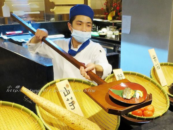 船槳上菜‧傳遞美味 / 安平大員皇冠假日酒店 / 煉‧瓦 / 爐端燒&壽司吧