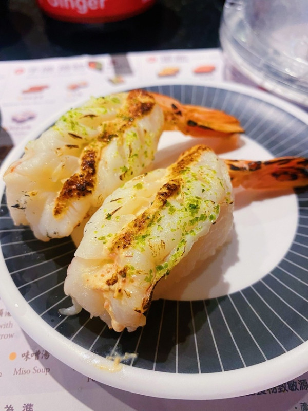 [台北日式]南港區南港站「海壽司-南港店」新鮮品質穩定價格合理的迴轉壽司/味噌湯竟然有滿滿滿的魚肉/附菜單