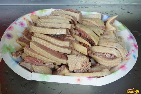 台中后里美食鹽水鵝推薦！利眾醉鵝鹽水鵝【附菜單】~在地人才知的不起眼懷舊古早味老店~招牌鹽水鵝、炒大腸、炒麵。