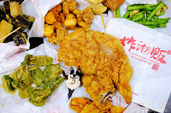 炸沏販│比手掌還大的脆皮雞排只要50元、芋餅也讓我們驚艷！霧峰朝陽科大附近炸食專門店，30幾種炸物品項完全是學生和宵夜族最愛呦～ @強生與小吠的Hyper人蔘~