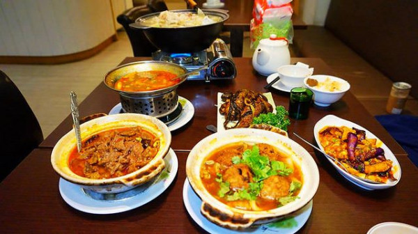 [高雄美食] 川寧食堂(小鄒的店)-30年經驗老師父的美味川菜 / 高雄川菜推薦