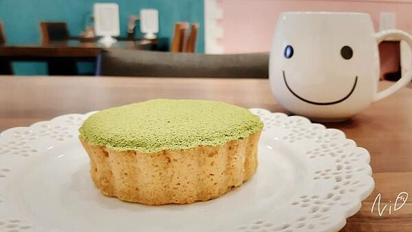 [食記。新北]甜點櫃子甜點專賣店。小山園抹茶生巧塔。