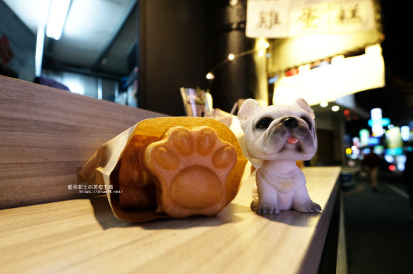 台中龍井│掌門人雞蛋糕-東海商圈可愛腳掌肉球造型雞蛋糕 - 藍色起士的美食主義