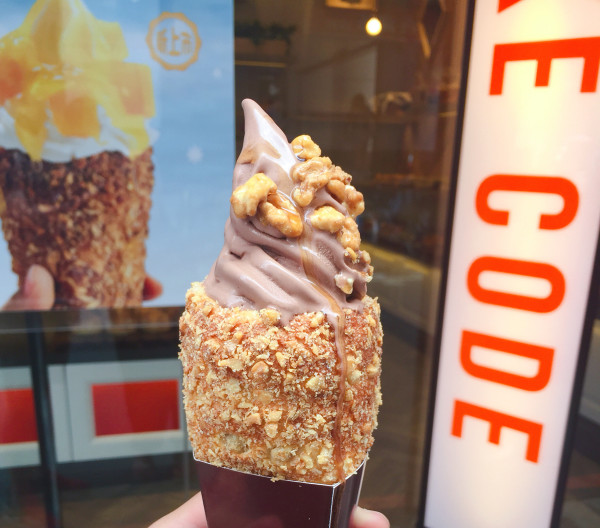 【台北甜點】捷克煙囪生乳捲就在Bake Code 烘焙密碼⁂（西湖店）